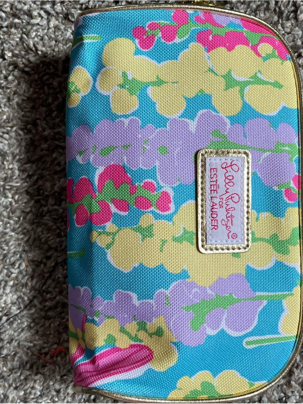 SOLD 

Lilly Pulitzer Turquoise Floral Cosmetic Pouch with Gold Trim